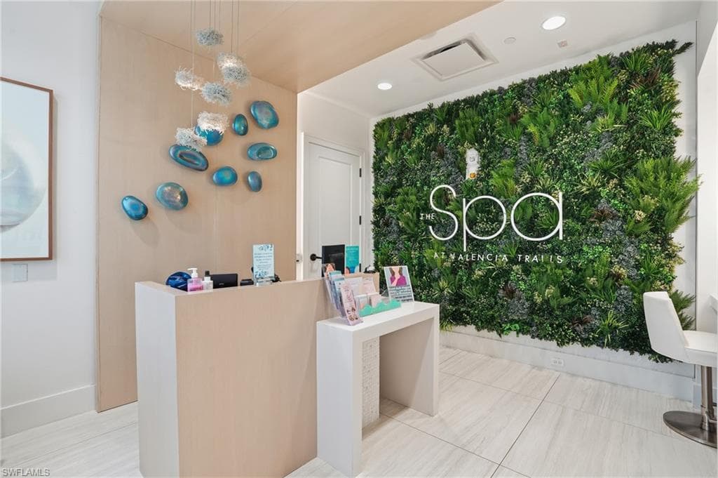 11394 Jacaranda DR, NAPLES FL 34120-36