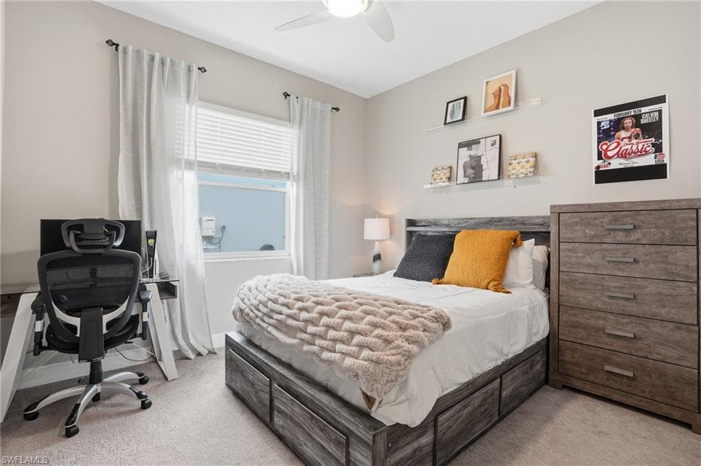 11394 Jacaranda DR, NAPLES FL 34120-24