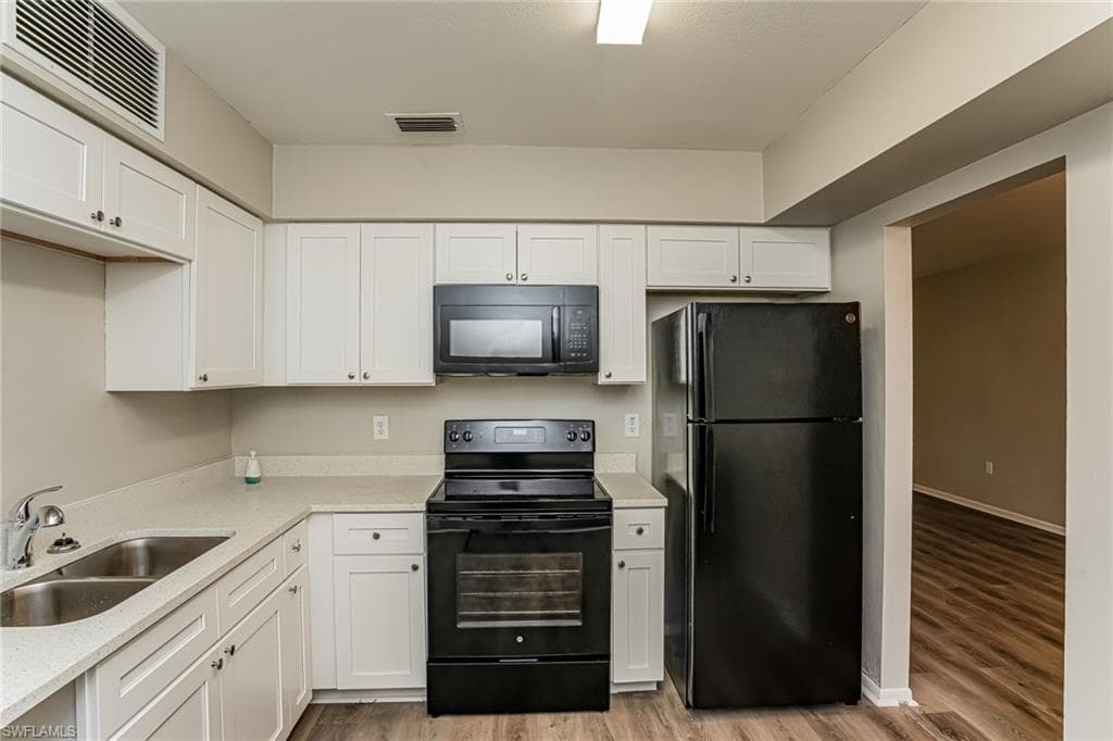 604 Shamrock BLVD, VENICE FL 34293-4