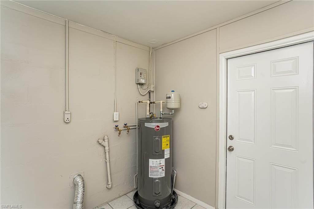 604 Shamrock BLVD, VENICE FL 34293-13