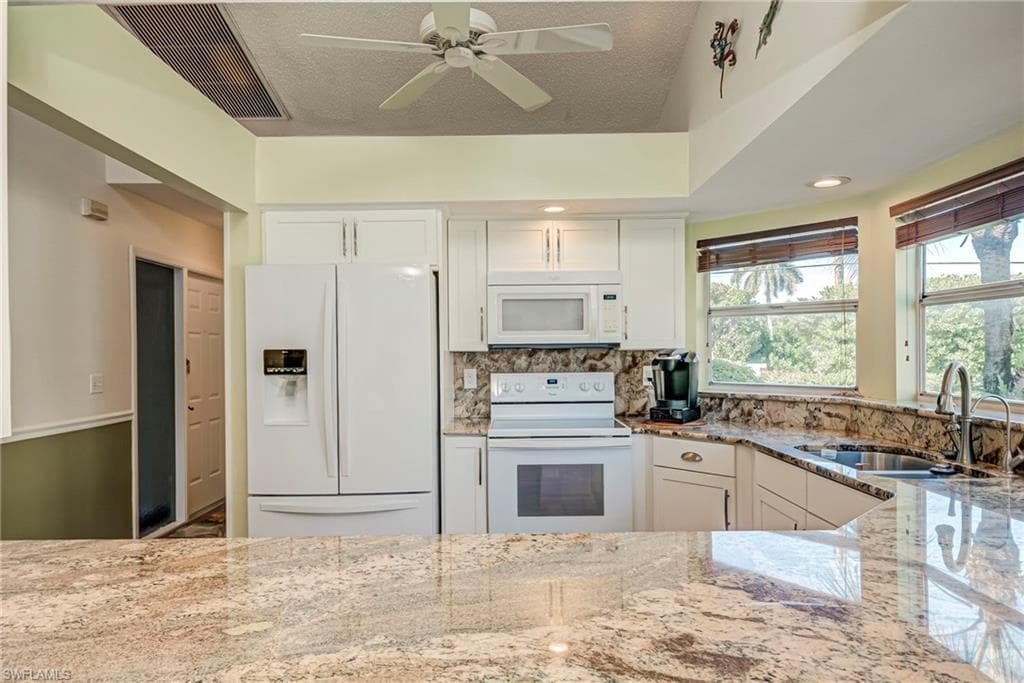 204 McGregor Park CIR, FORT MYERS FL 33908-7