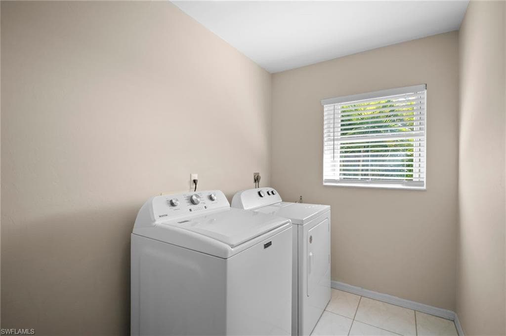 18189 Sandy Pines CIR, NORTH FORT MYERS FL 33917-35