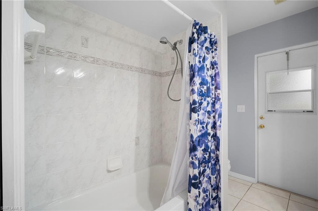 18189 Sandy Pines CIR, NORTH FORT MYERS FL 33917-33