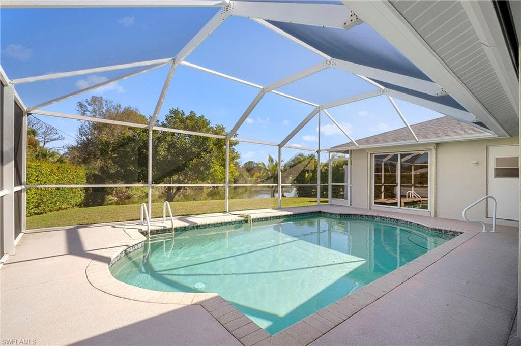 18189 Sandy Pines CIR, NORTH FORT MYERS FL 33917-3