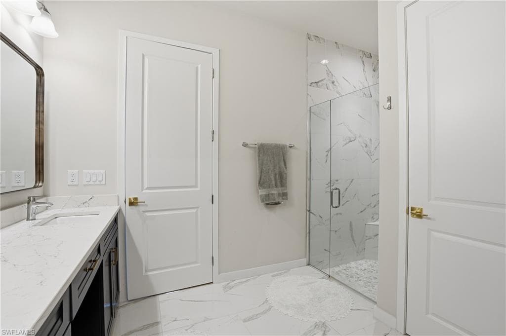 14708 Kingfisher LOOP, NAPLES FL 34120-23