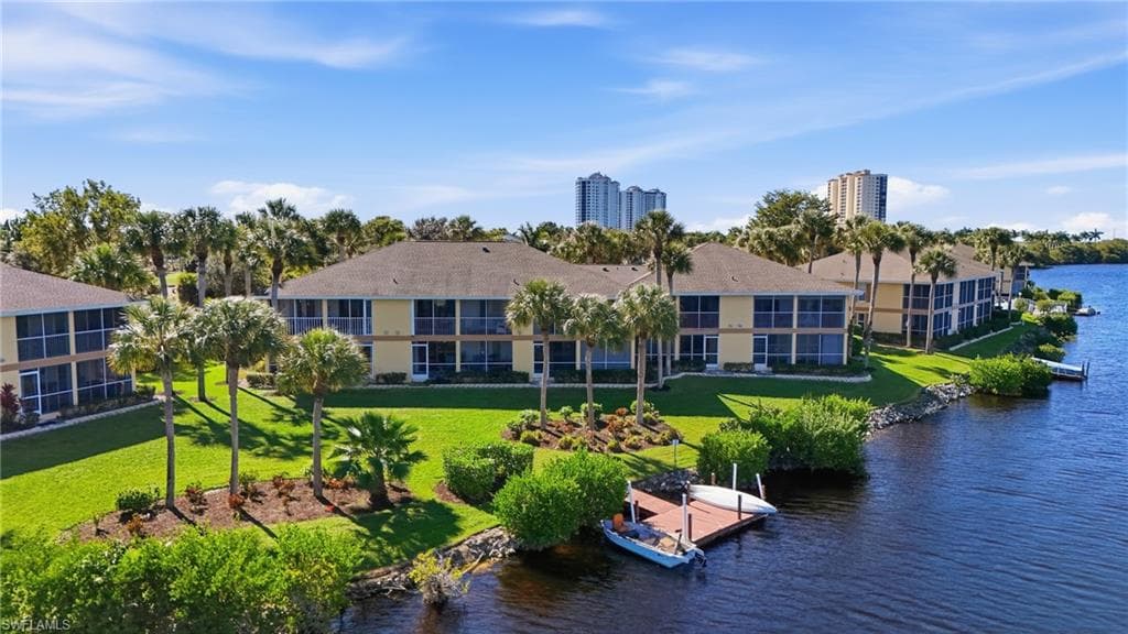 1175 Mainsail DR # 715, NAPLES FL 34114-36