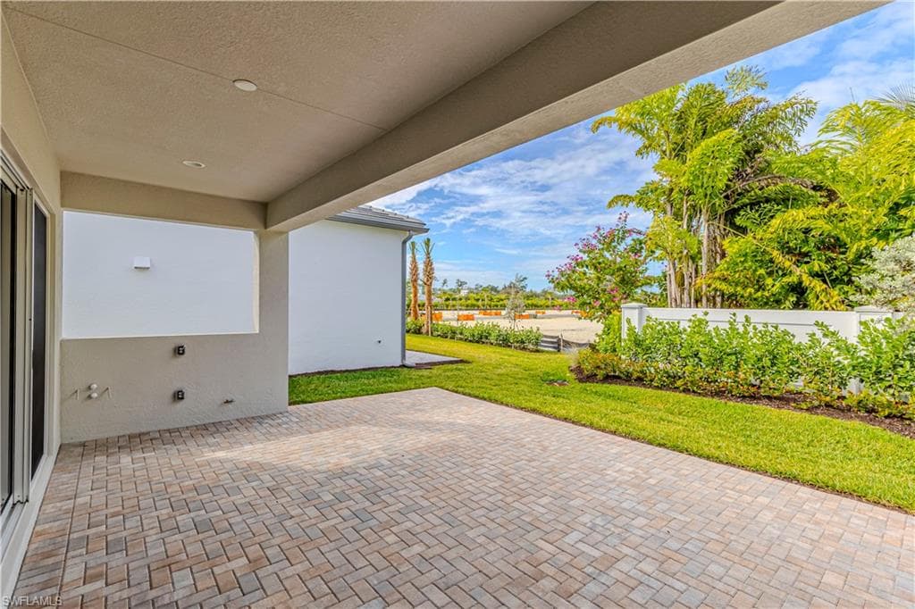 2691 Ridgecrest PL, NAPLES FL 34112-23