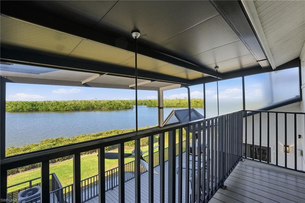 17037 Marina Cove LN, FORT MYERS FL 33908-32