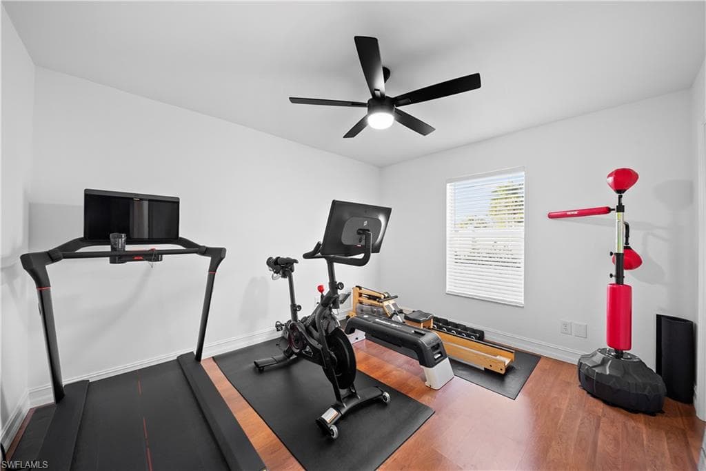 10027 Boca CIR, NAPLES FL 34109-26