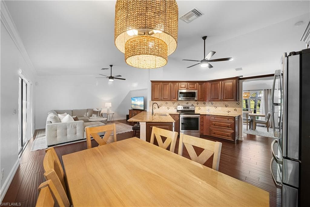 10027 Boca CIR, NAPLES FL 34109-17