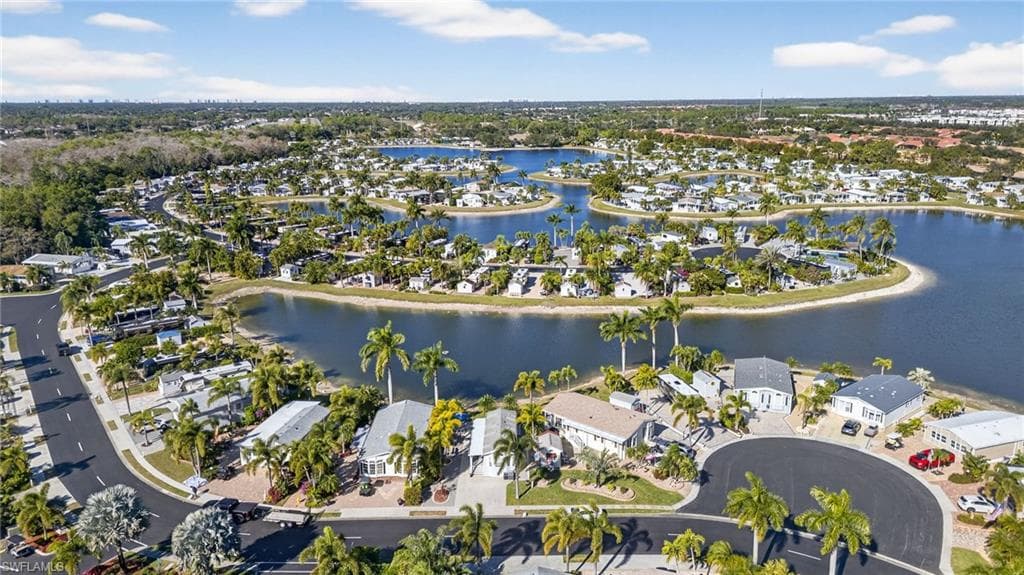 3131 Crystal Lake DR, NAPLES FL 34120-25