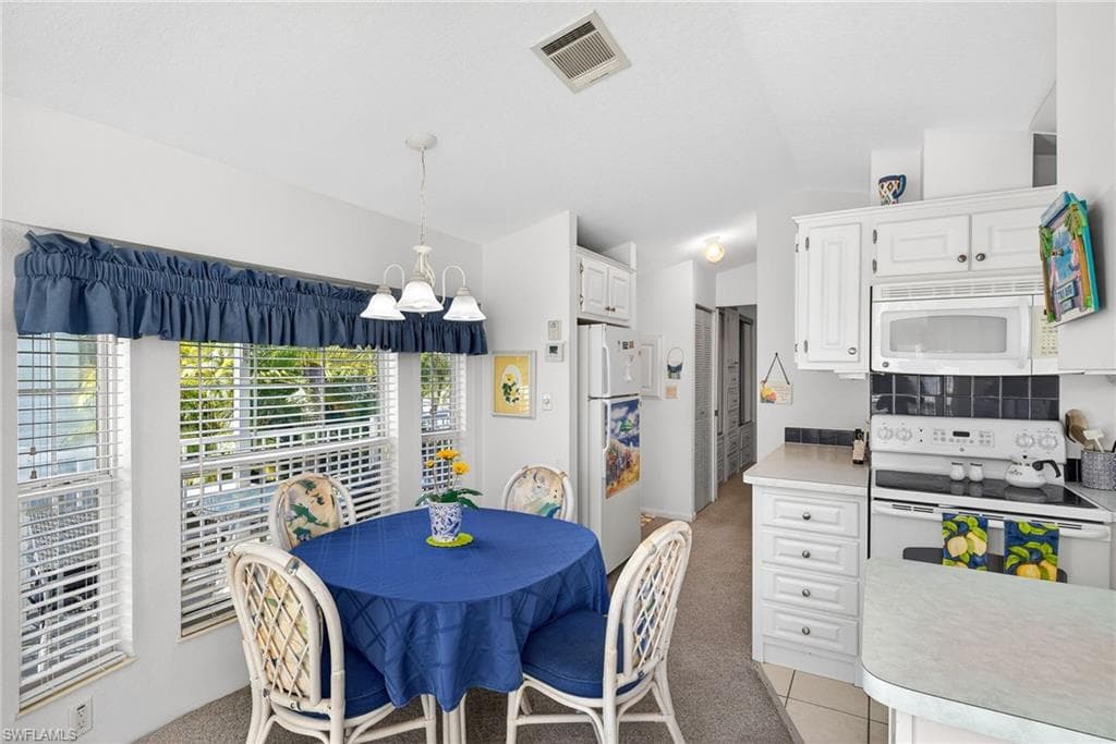 3131 Crystal Lake DR, NAPLES FL 34120-6