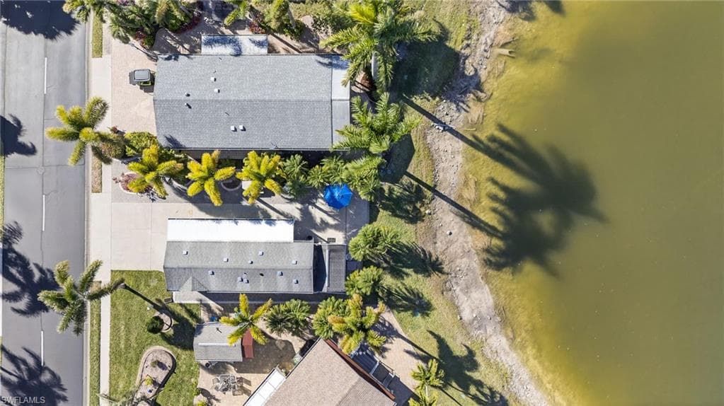 3131 Crystal Lake DR, NAPLES FL 34120-27