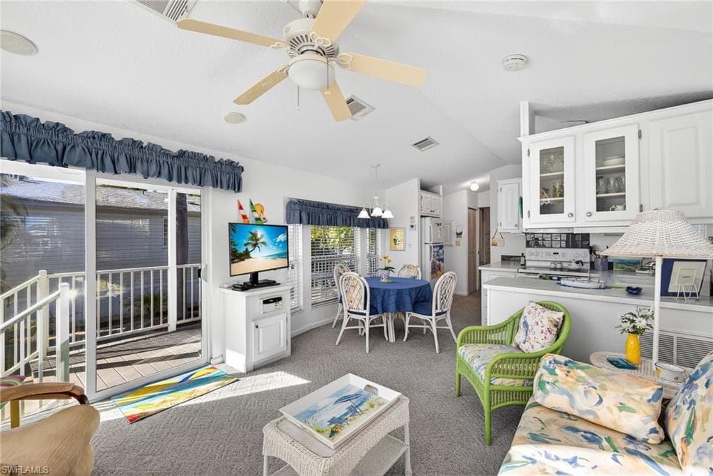 3131 Crystal Lake DR, NAPLES FL 34120-4