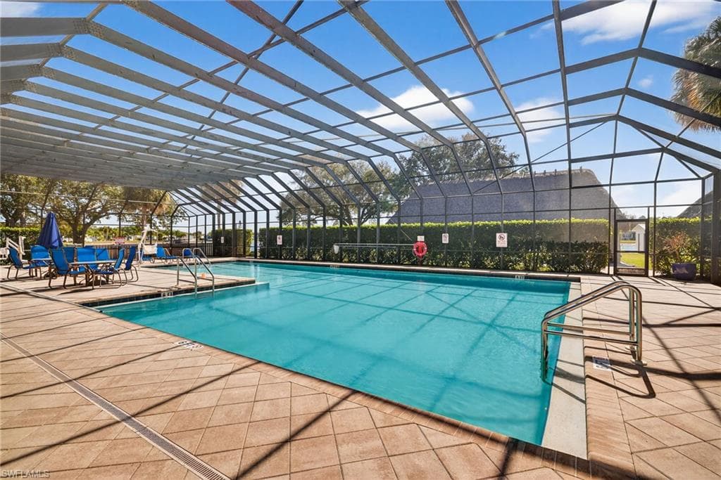 3131 Crystal Lake DR, NAPLES FL 34120-32