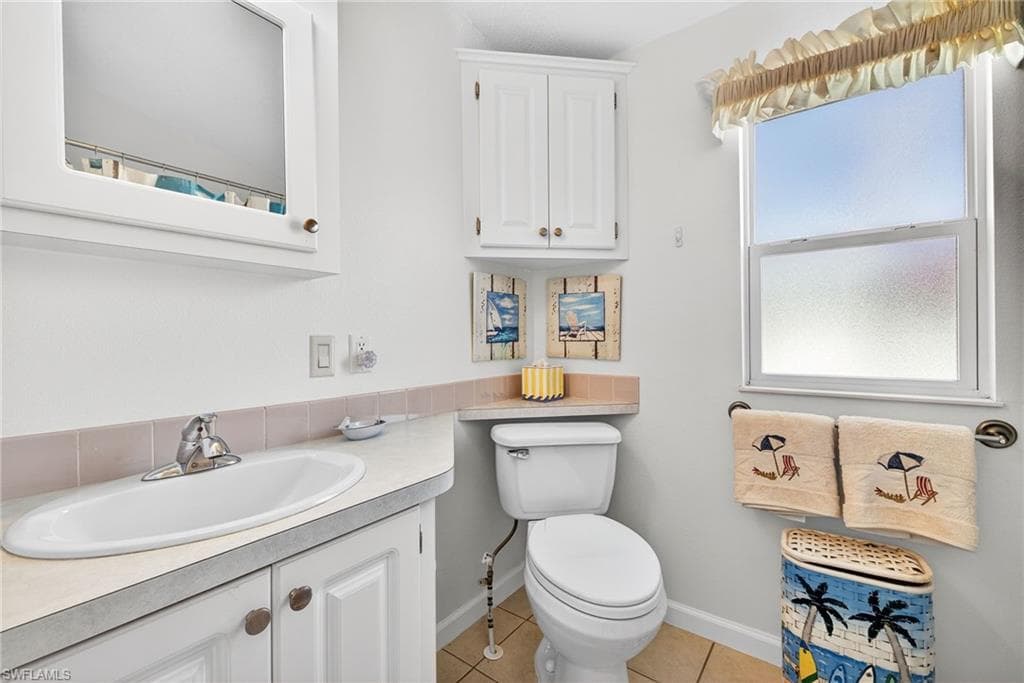 3131 Crystal Lake DR, NAPLES FL 34120-14