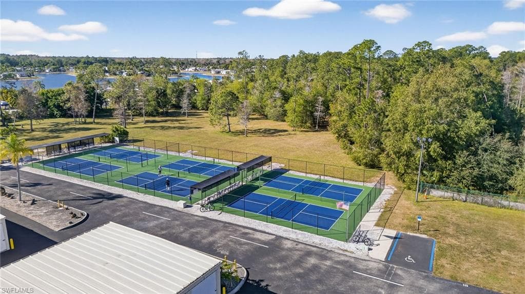 3131 Crystal Lake DR, NAPLES FL 34120-28