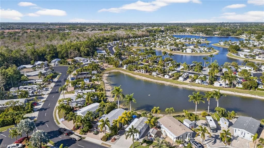 3131 Crystal Lake DR, NAPLES FL 34120-24