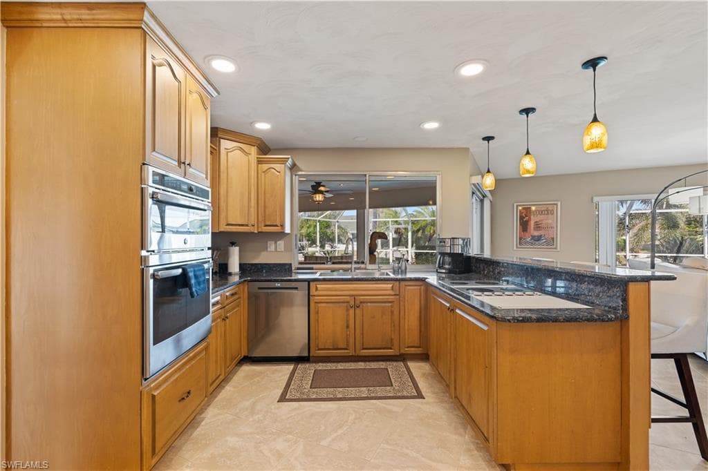 1011 S Town And River DR, FORT MYERS FL 33919-12