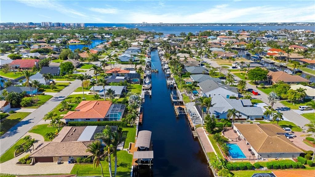 1011 S Town And River DR, FORT MYERS FL 33919-2