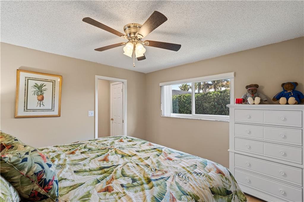 1011 S Town And River DR, FORT MYERS FL 33919-27