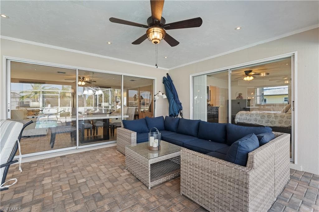 1011 S Town And River DR, FORT MYERS FL 33919-32