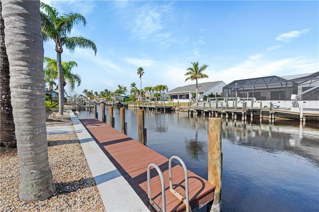 1011 S Town And River DR, FORT MYERS FL 33919-39