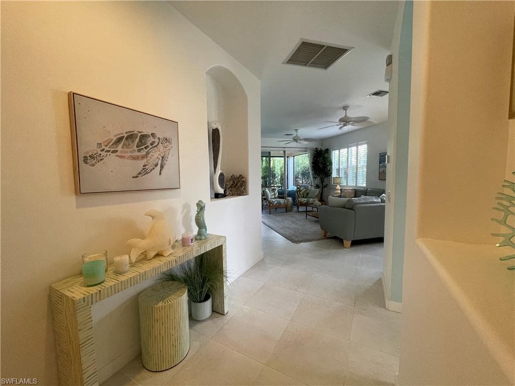 10640 Camarelle CIR-5