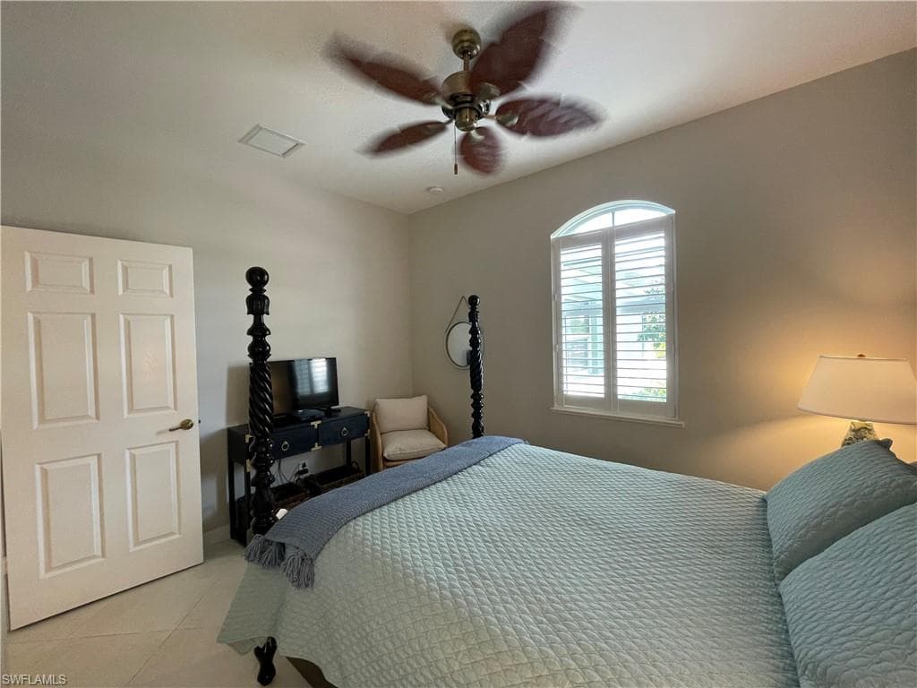 10640 Camarelle CIR-41