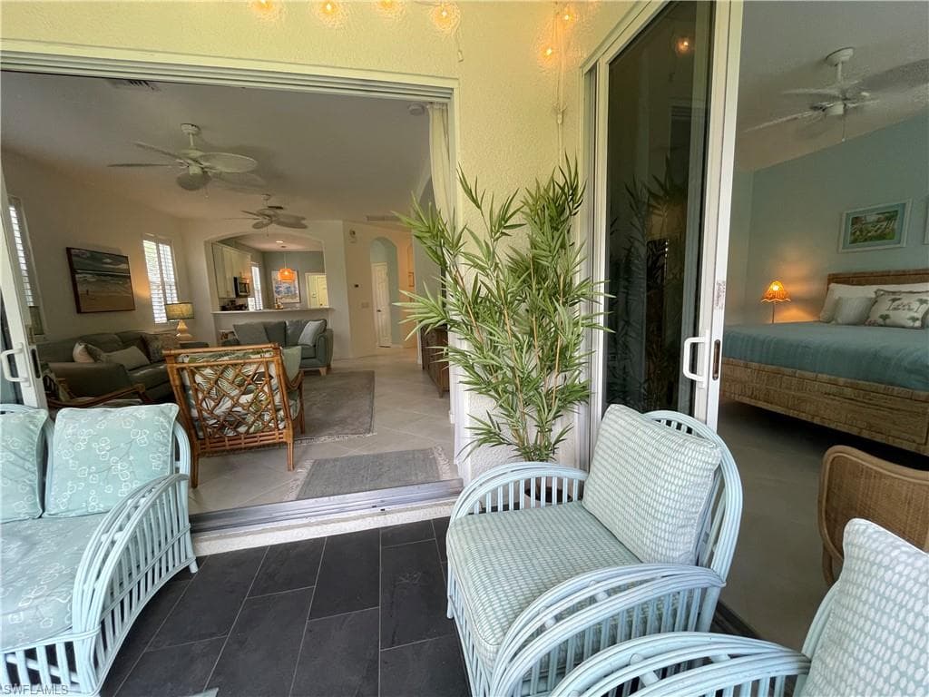 10640 Camarelle CIR-16