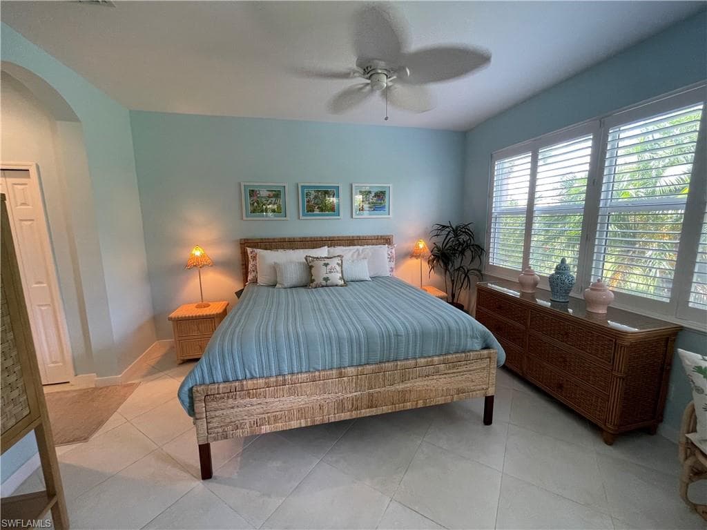 10640 Camarelle CIR-29