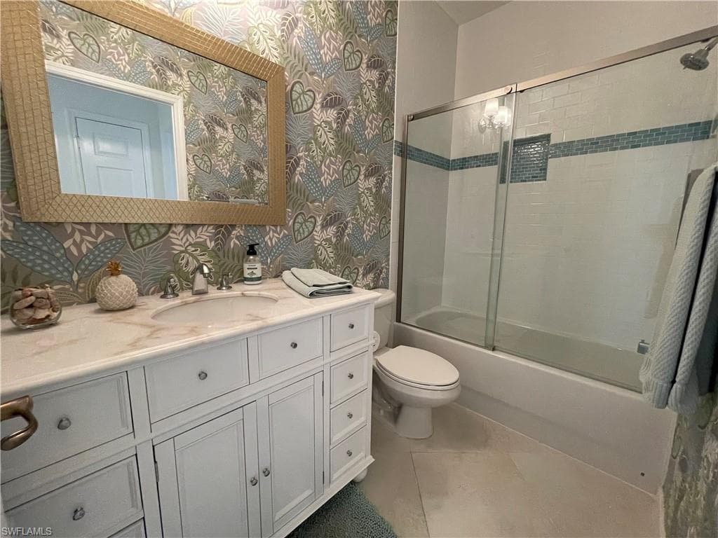 10640 Camarelle CIR-44