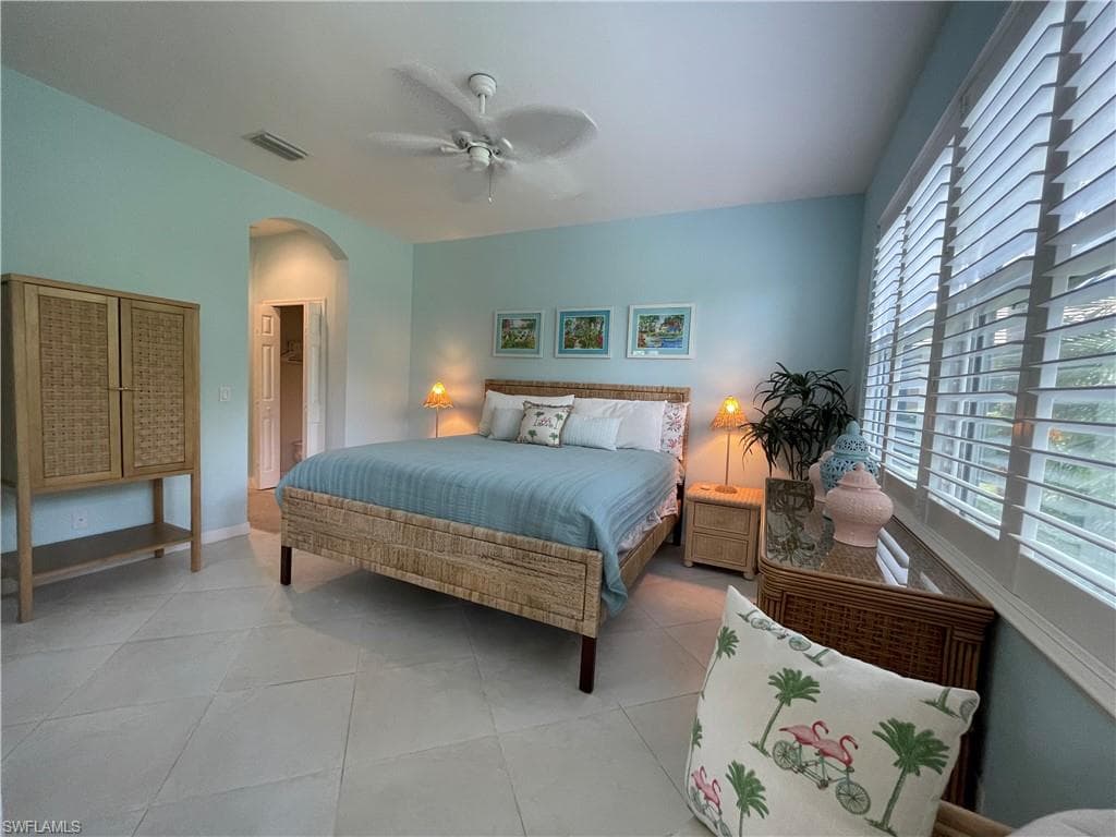 10640 Camarelle CIR-30