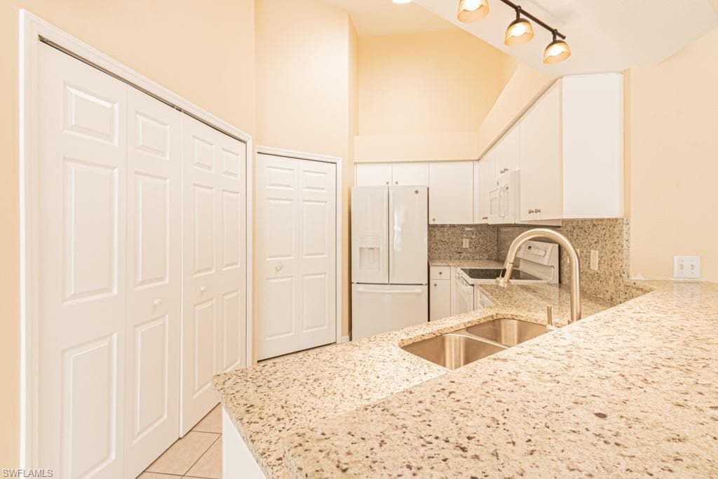 25767 LAKE AMELIA WAY # 204, BONITA SPRINGS FL 34135-13