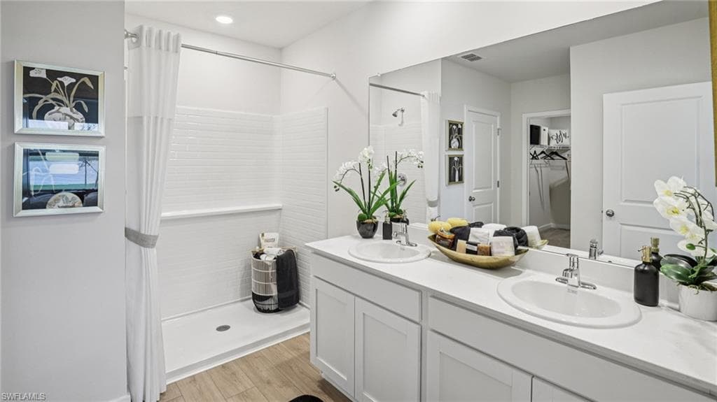 3614 Crosswater DR, NORTH FORT MYERS FL 33917-26