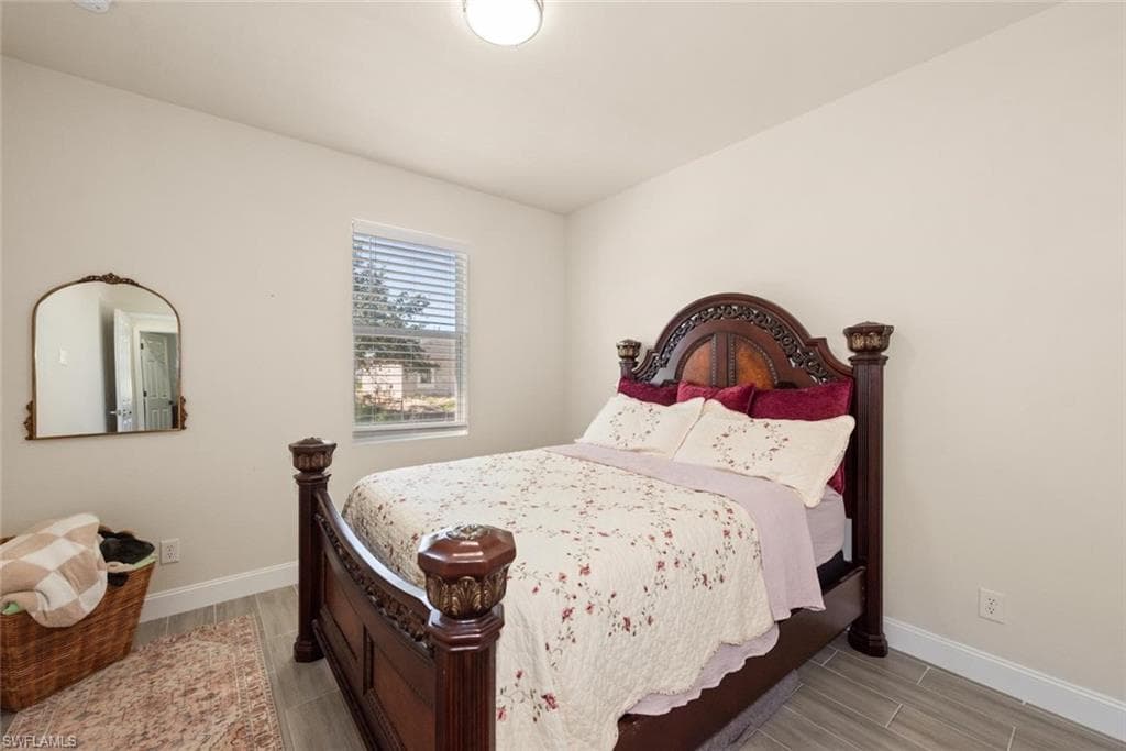 6139 Hendley CT, FORT MYERS FL 33905-16