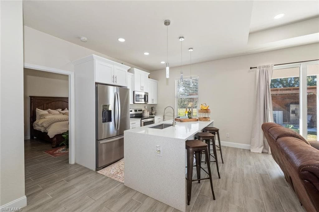 6139 Hendley CT, FORT MYERS FL 33905-9