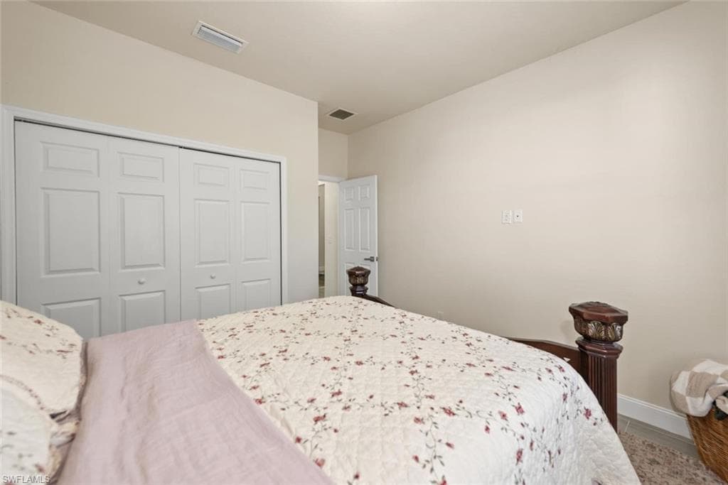 6139 Hendley CT, FORT MYERS FL 33905-17