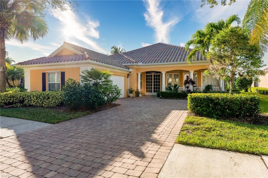 7013 Leopardi CT, NAPLES FL 34114-1