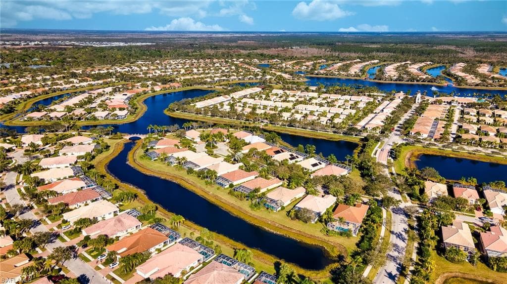7013 Leopardi CT, NAPLES FL 34114-45