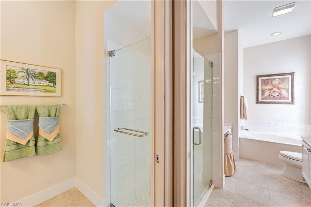 7013 Leopardi CT, NAPLES FL 34114-25