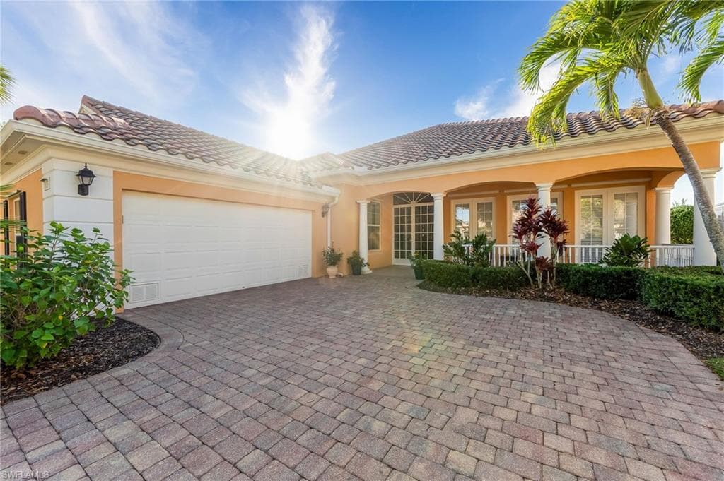 7013 Leopardi CT, NAPLES FL 34114-2