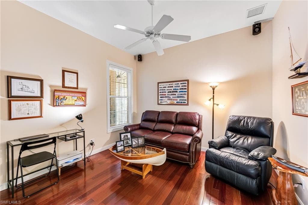 7013 Leopardi CT, NAPLES FL 34114-33