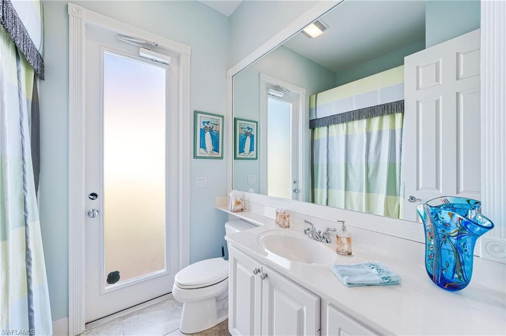 7013 Leopardi CT, NAPLES FL 34114-32