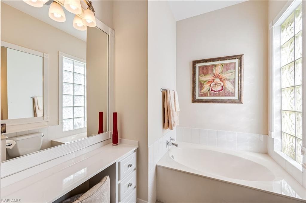 7013 Leopardi CT, NAPLES FL 34114-28
