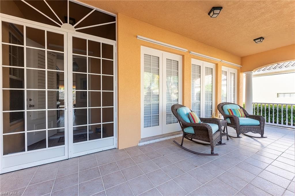 7013 Leopardi CT, NAPLES FL 34114-3