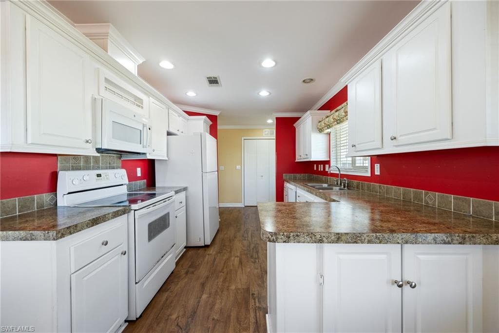 5252 Fiddleleaf DR, FORT MYERS FL 33905-6