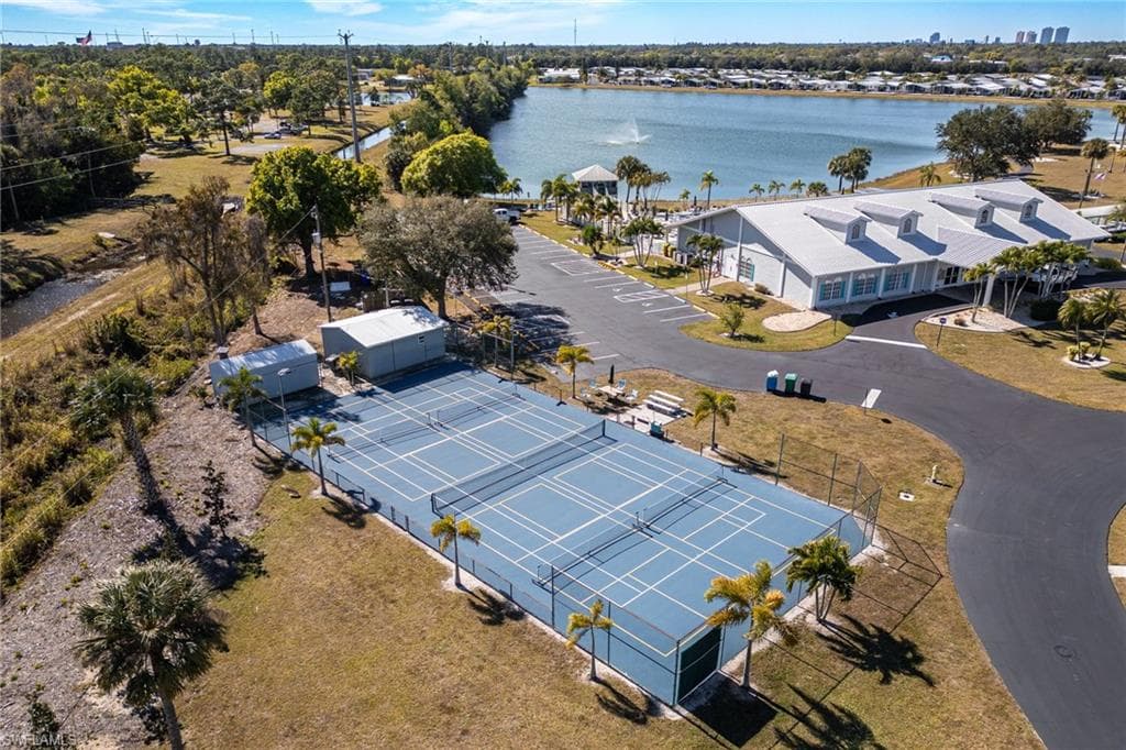 5252 Fiddleleaf DR, FORT MYERS FL 33905-40