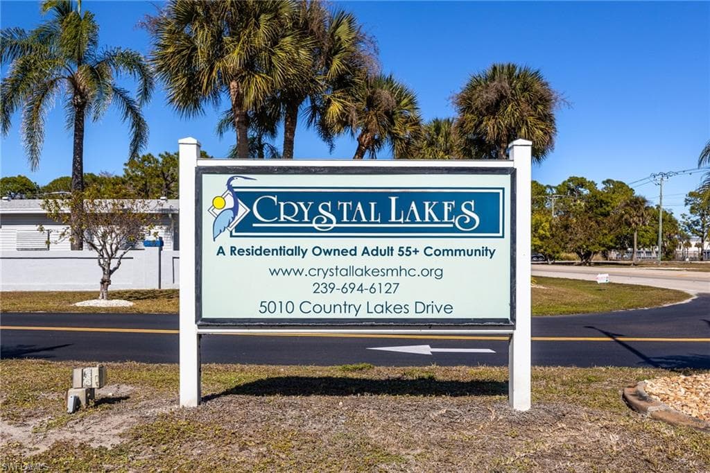 5252 Fiddleleaf DR, FORT MYERS FL 33905-30