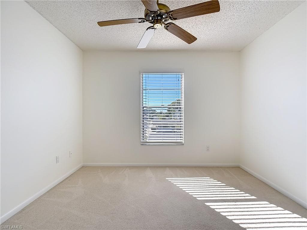 6884 Sandtrap DR # 4, FORT MYERS FL 33919-25